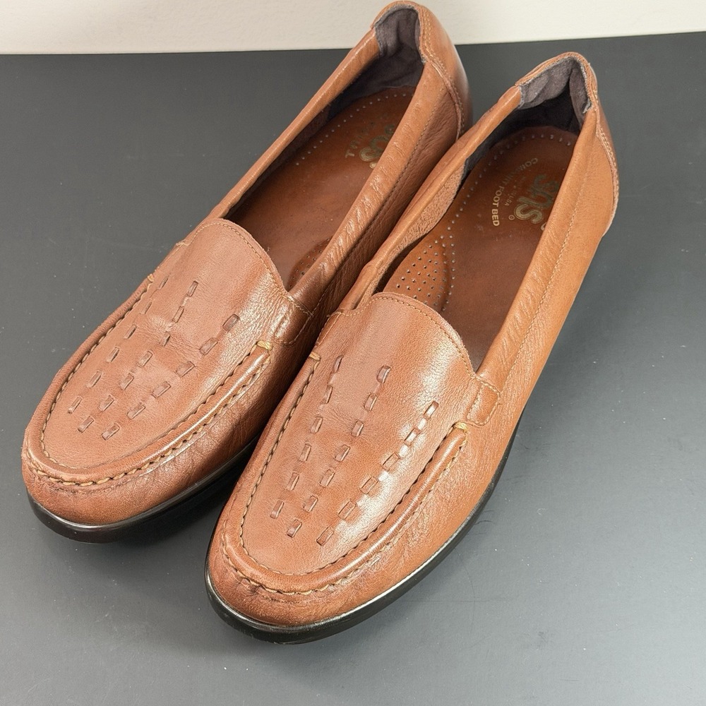 Women SAS Weave Slip On Wedge Loafers Size 9.5 Narrow Slim Chestnut
